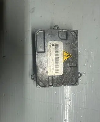 Volvo V50 Headlight ballast module Xenon 1307329098