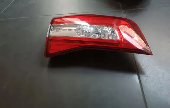 Renault Koleos I Rear/tail lights 