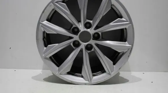 Audi Q5 SQ5 R17 alloy rim 80a601025