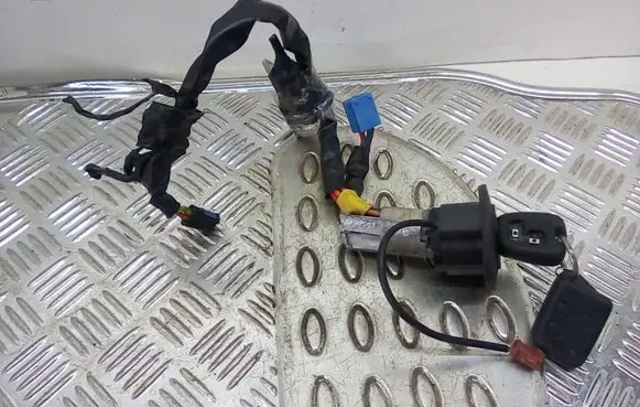 Peugeot 206 Ignition lock