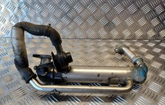 Skoda Octavia Mk2 (1Z) EGR valve cooler 03G131512S 721630173 DDE817