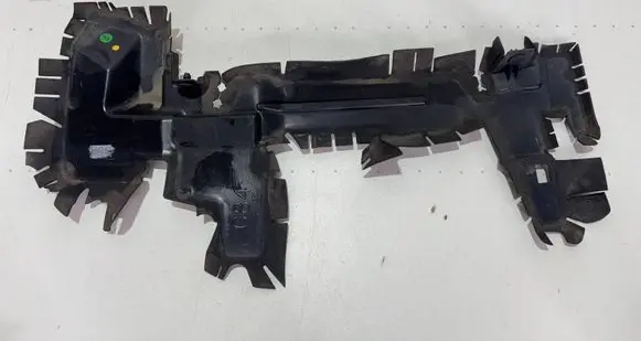Citroen C5 Aircross Radiator mount bracket 9817735780