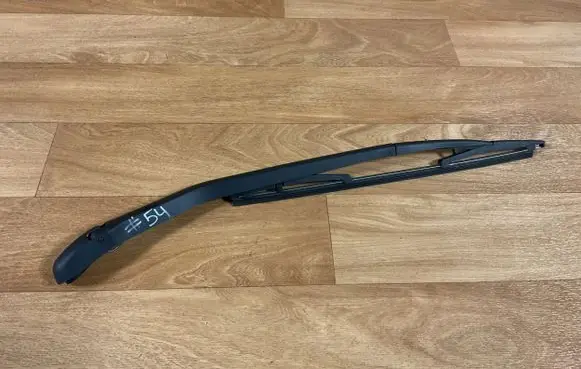 Fiat Punto (188) Rear wiper blade arm 