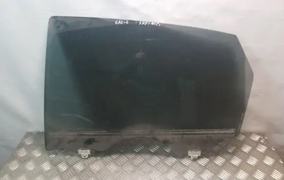 Infiniti FX Rear door window glass