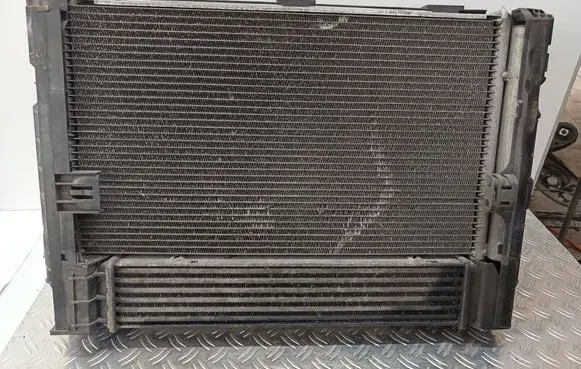 BMW 1 E81 E87 Radiator set 0130303 17427 3213261
