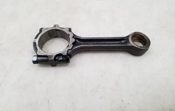 Nissan Almera Tino Connecting rod/conrod 
