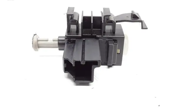 Volvo V40 Clutch pedal sensor 6G9T11A152AA
