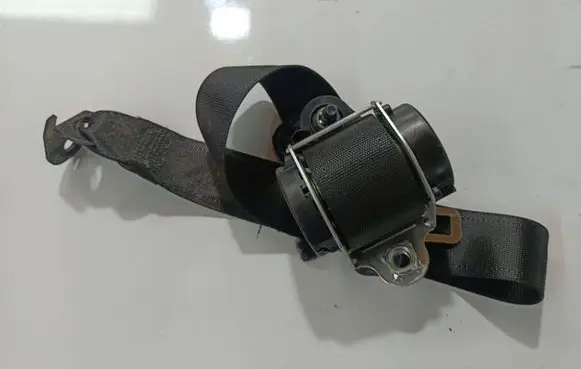 Opel Astra H Rear seatbelt 602143300