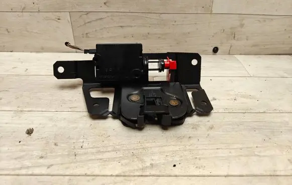 BMW X3 E83 Tailgate/trunk/boot lock/catch/latch 51247057364