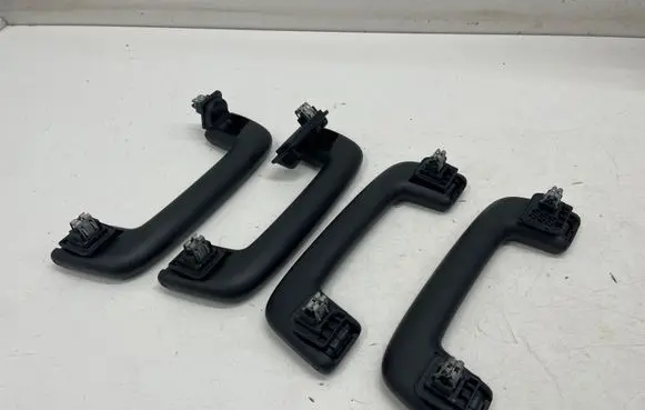 Seat Leon IV A set of handles for the ceiling 8Y0857607 8Y0857644