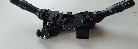 Lexus RX 330 - 350 - 400H Indicator stalk