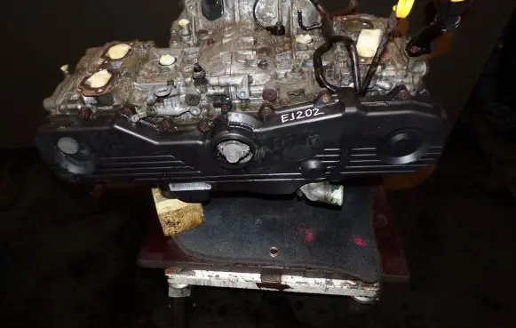 Subaru Legacy Engine EJ202