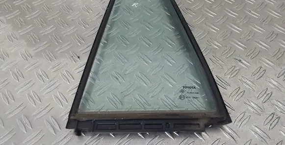 Toyota Verso Rear vent window glass 43R00097