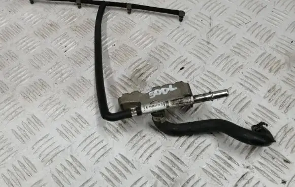 Fuel return line/hose
