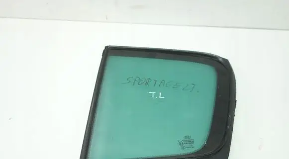 KIA Sportage Sliding door window/glass 