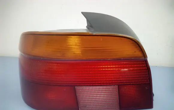 BMW 5 E39 Rear/tail lights 8358031 146029 2VP00724001