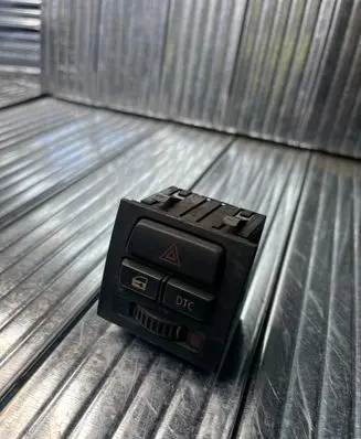 BMW 3 E92 E93 Hazard light switch 9132421