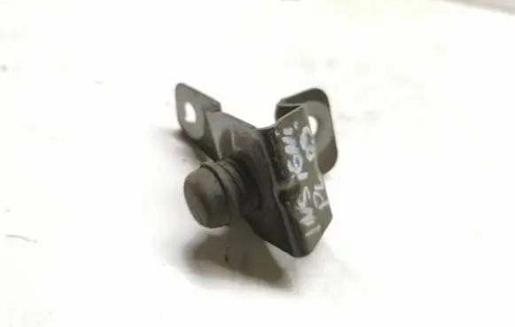 Opel Insignia A Radiator support slam panel bracket 13248768