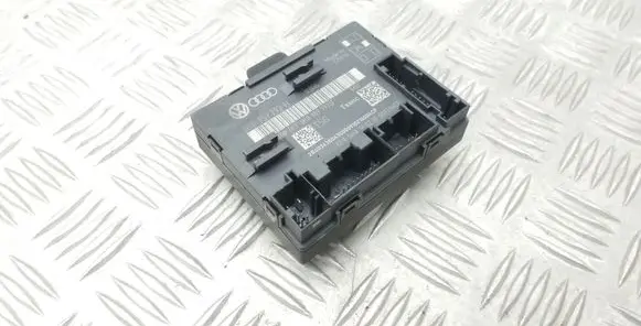 Audi A4 S4 B8 8K Door control unit/module 8K0959793H