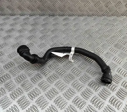 BMW 5 G60 Engine coolant pipe/hose 9886634