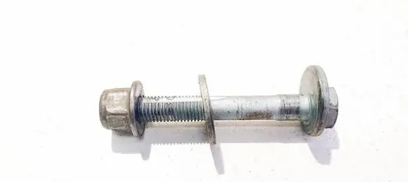 Mercedes-Benz EQB Nuts/bolts 
