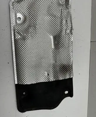 Volvo XC60 Heat shield in engine bay 31651595 J613C