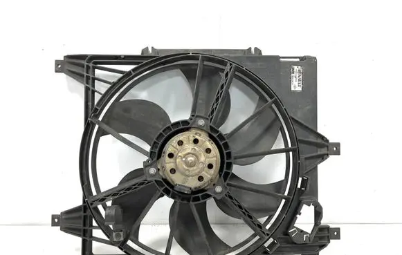 Renault Kangoo I Radiator cooling fan shroud 7700428659 9020938 8240351