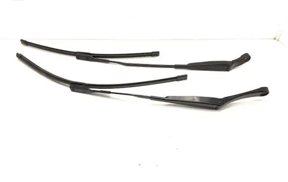 Audi TT TTS RS Mk3 8S Front wiper blade arm