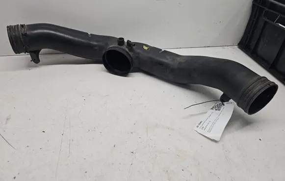 Audi Q7 4L Air intake duct part 7L8129627