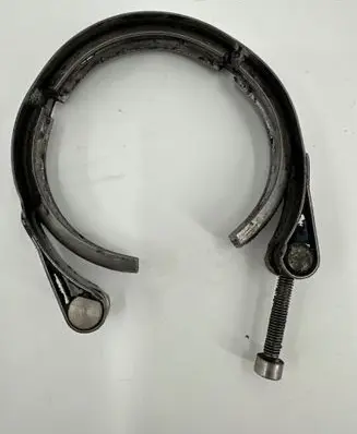 Volvo XC60 Muffler pipe connector clamp 31219900
