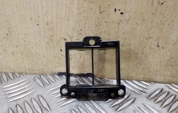 Nissan Juke I F15 Other interior part P13753B48300