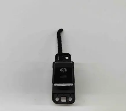 Alfa Romeo Giulia Hand parking brake switch 1561506080