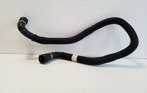 Land Rover Evoque II Engine coolant pipe/hose K8D27H255AB