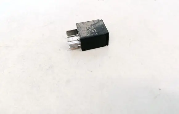 Volvo S80 Other relay 9441161 4RD00781400
