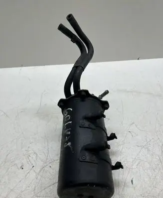 Volkswagen Golf V Fuel filter housing 