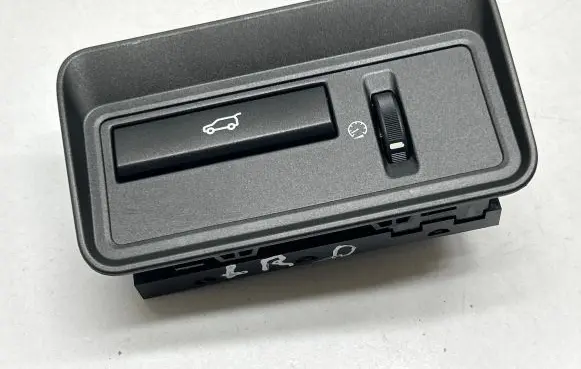 Land Rover Range Rover Evoque L538 Tailgate/trunk/boot open switch BJ3211654BB 10022900 2007112141