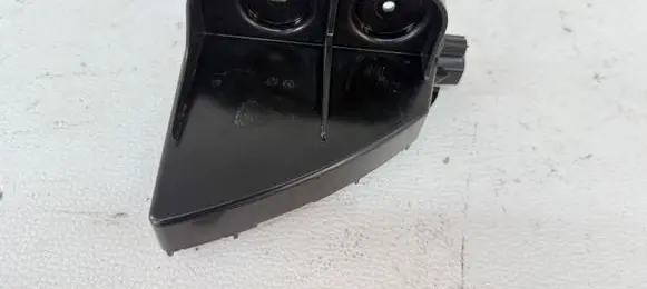 Volkswagen Multivan T7 Rear bumper mounting bracket 7T0807483B