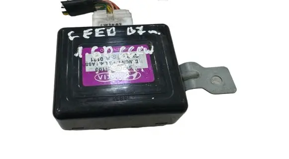 KIA Ceed Parking PDC control unit/module 957001H100