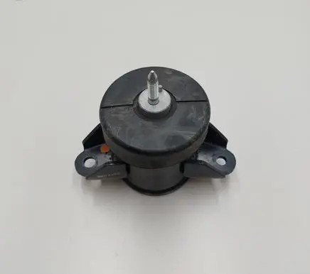 Nissan Leaf II (ZE1) Engine mount bracket