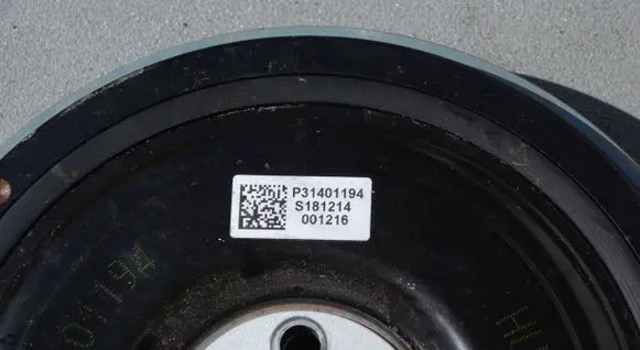 Volvo V40 Crankshaft pulley P31401194 001216