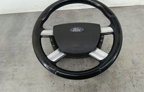 Ford Focus Steering wheel 