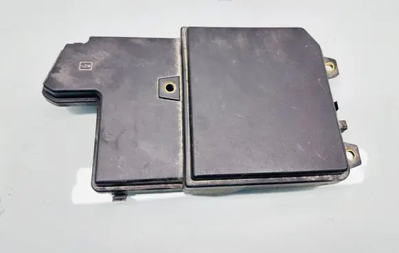 Renault Talisman Fuse box cover 243127929R 3057001