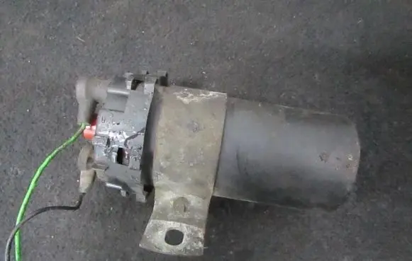 Ford Escort High voltage ignition coil 1220522012