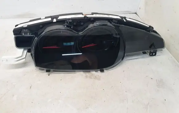 Toyota Verso Speedometer (instrument cluster) 838000F070 MB2574500457
