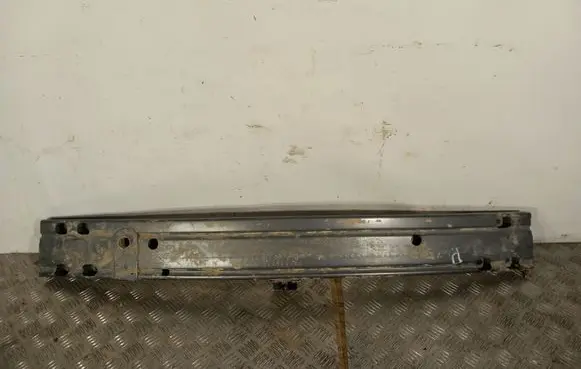 Nissan Qashqai Front bumper cross member