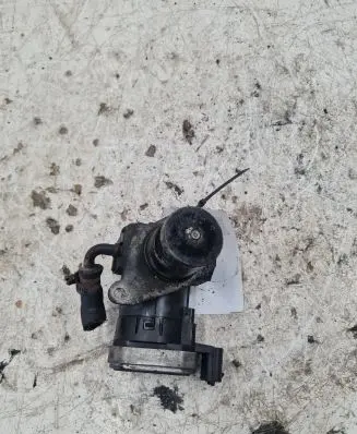 Opel Vectra C EGR valve 00005321C1