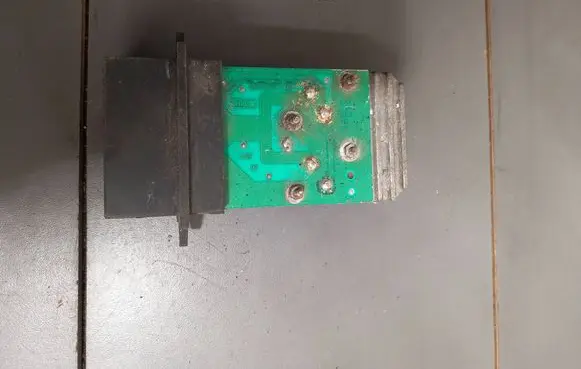 Renault Scenic I Heater blower motor/fan resistor 652873N 73412602