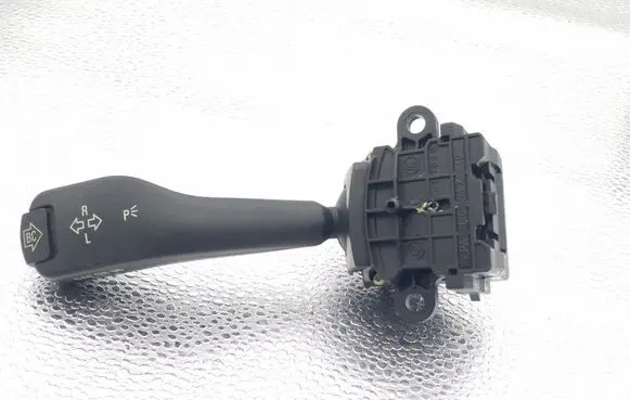 BMW 5 E39 Indicator stalk 8363668 01104010