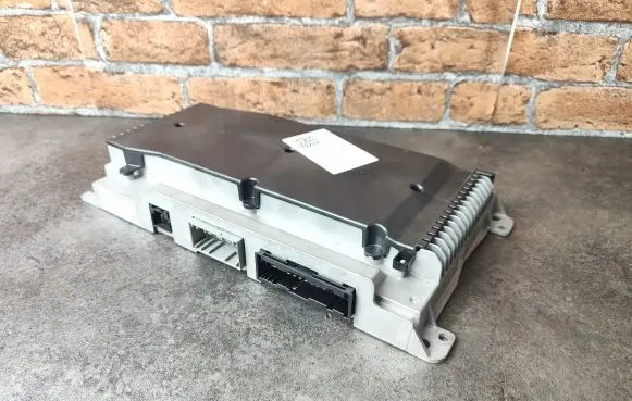 BMW 7 G70 Sound amplifier 5A4CBC9 ALEV4