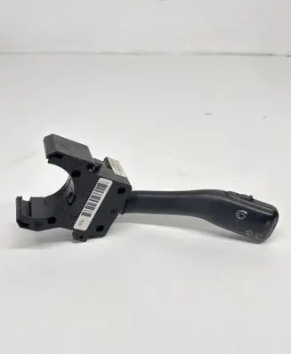 Volkswagen Golf IV Wiper control stalk CZK0301202012 4B0953503F